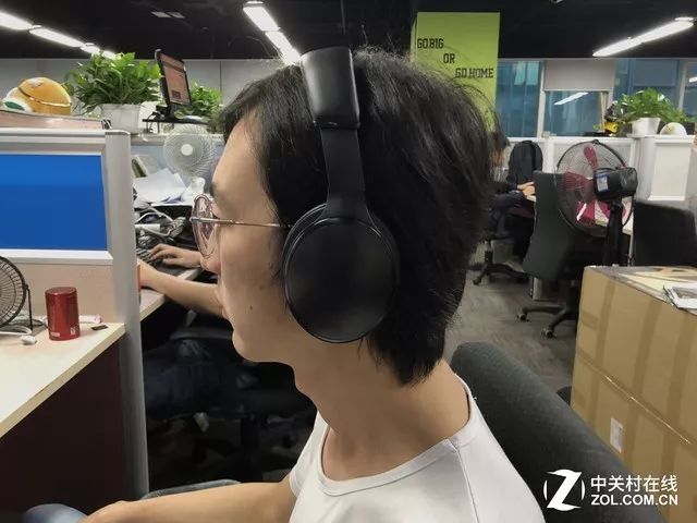 汽车鸣笛是高频还是低频_汽车鸣笛声是低频还是高频_高频低频声汽车鸣笛是什么声音
