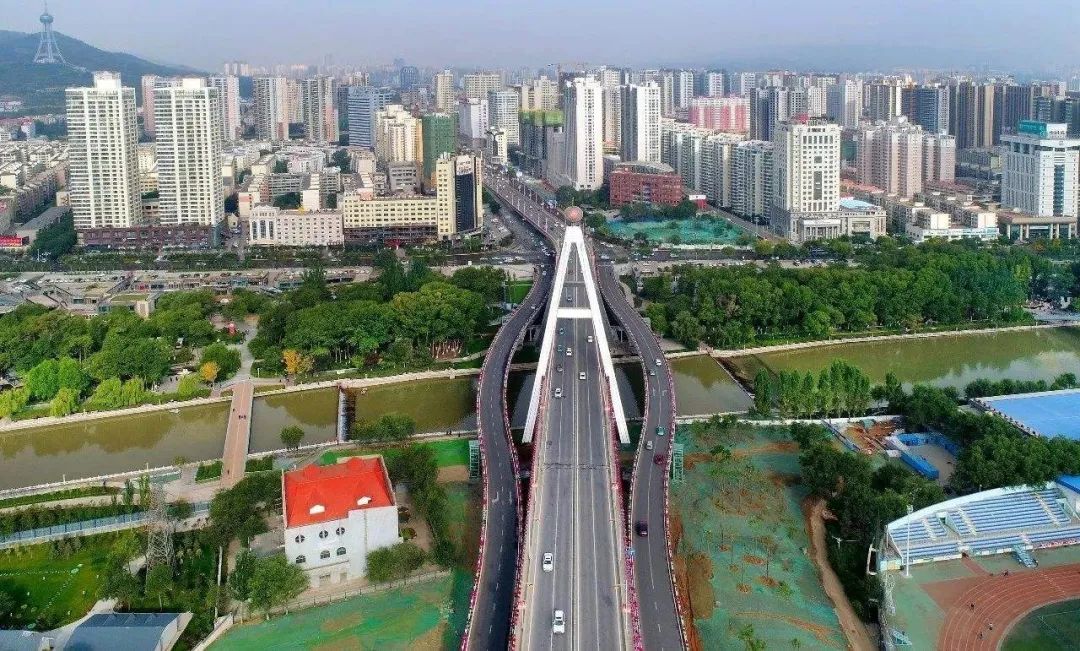 蓝图学校_大学教育服务蓝图_蓝图教育集团