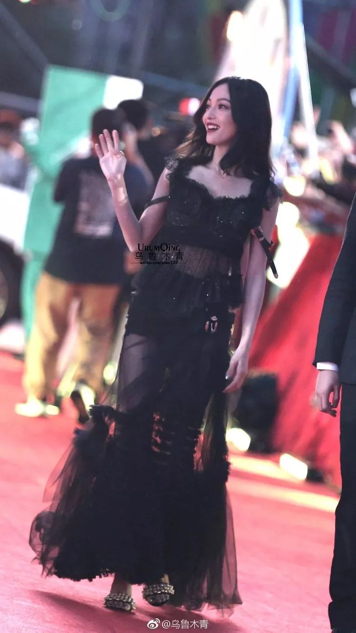 时尚芭莎张韶涵图片_张韶涵写真照_张韶涵2021照片