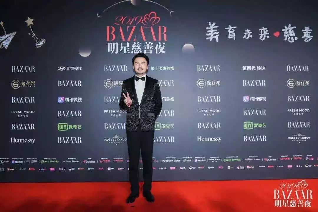 张韶涵的照片看一下_张韶涵时尚图片芭莎高清_时尚芭莎张韶涵图片
