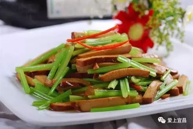 紫贝菜什么人不能吃_吃紫贝菜有什么好处_紫贝菜哪些人不能吃