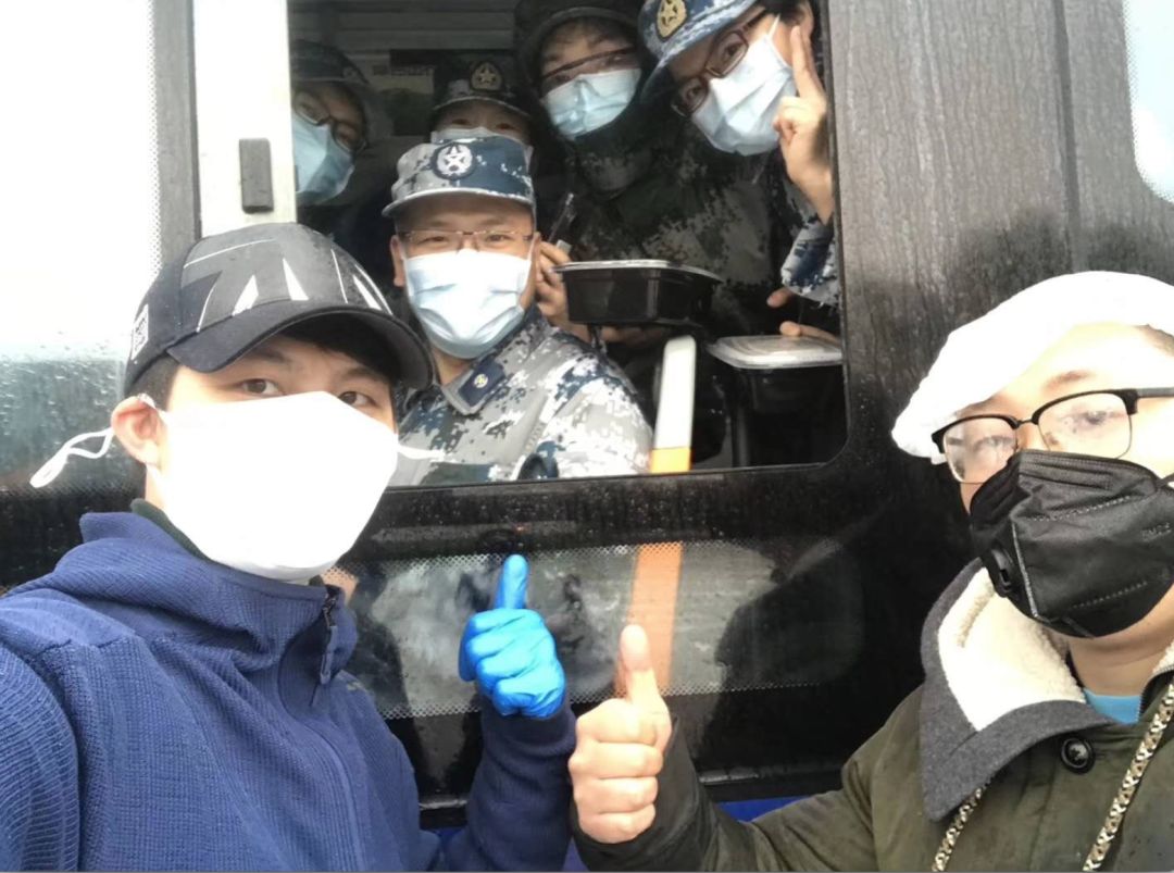 爬楼梯小车可以下楼梯用吗_能爬楼梯的小车_爬楼梯的小车
