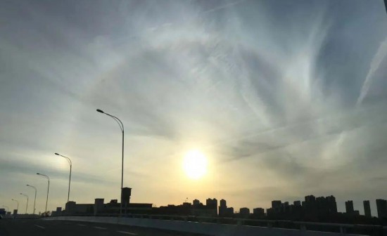 可爬楼梯小车可以怎么样设计_爬楼梯的小车_能爬楼梯的小车