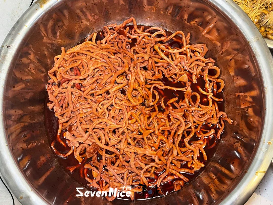 辣卤味怎么做_辣卤食材_辣卤制作