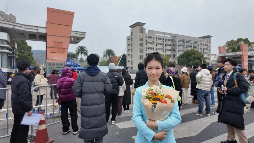 成都理工影视学院各专业录取分_成都理工大学影视学院广东招生_成都理工学院广播影视艺术学院