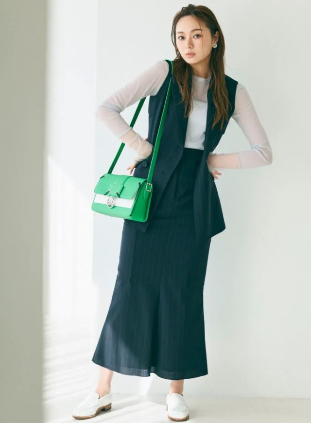 蔓延时尚潮流女装_蔓延女装品牌简介_蔓延服装是品牌吗
