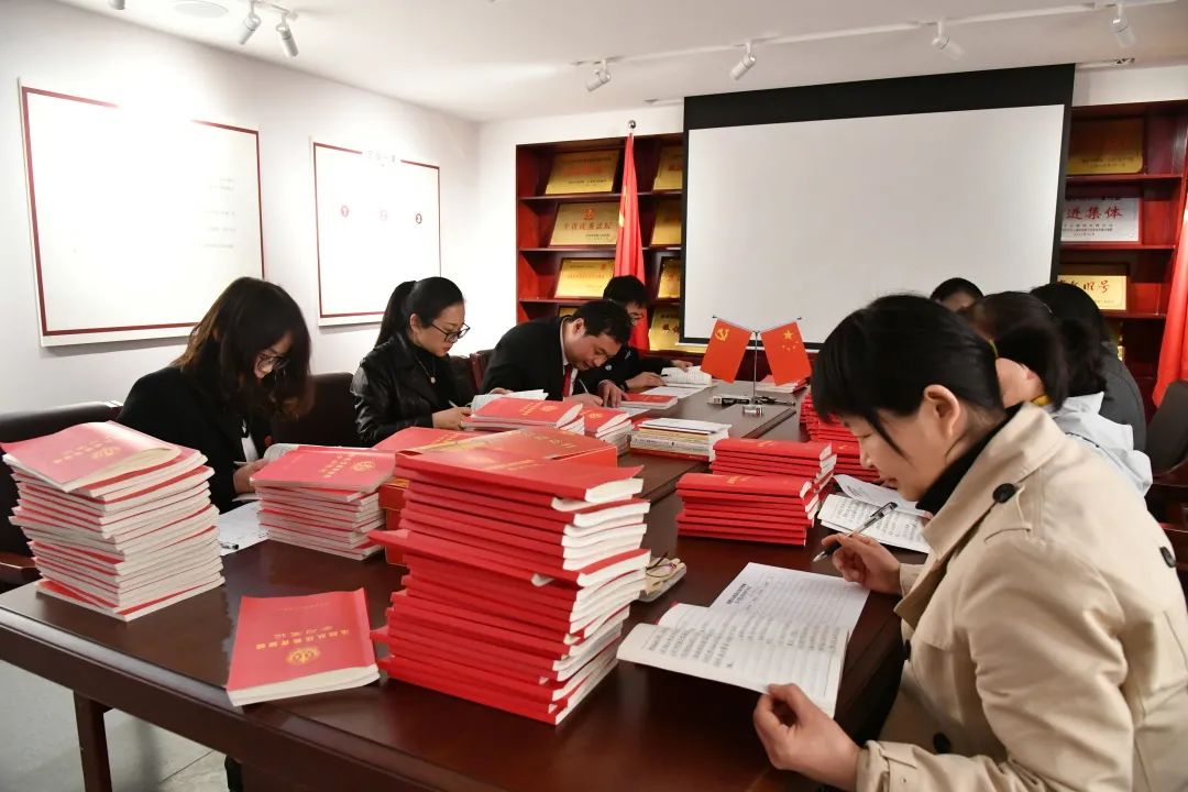法院群众路线心得体会_法院群众路线教育实践活动学习笔记_法院群众路线对照检查材料