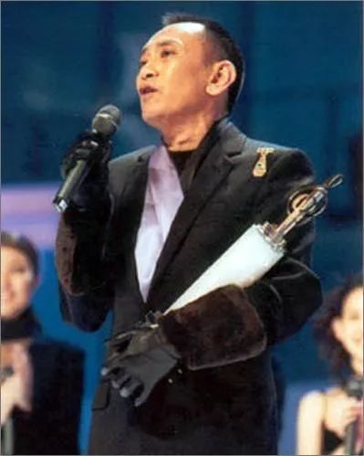 罗文影视歌曲大全_罗文影视歌曲_罗文歌曲试听