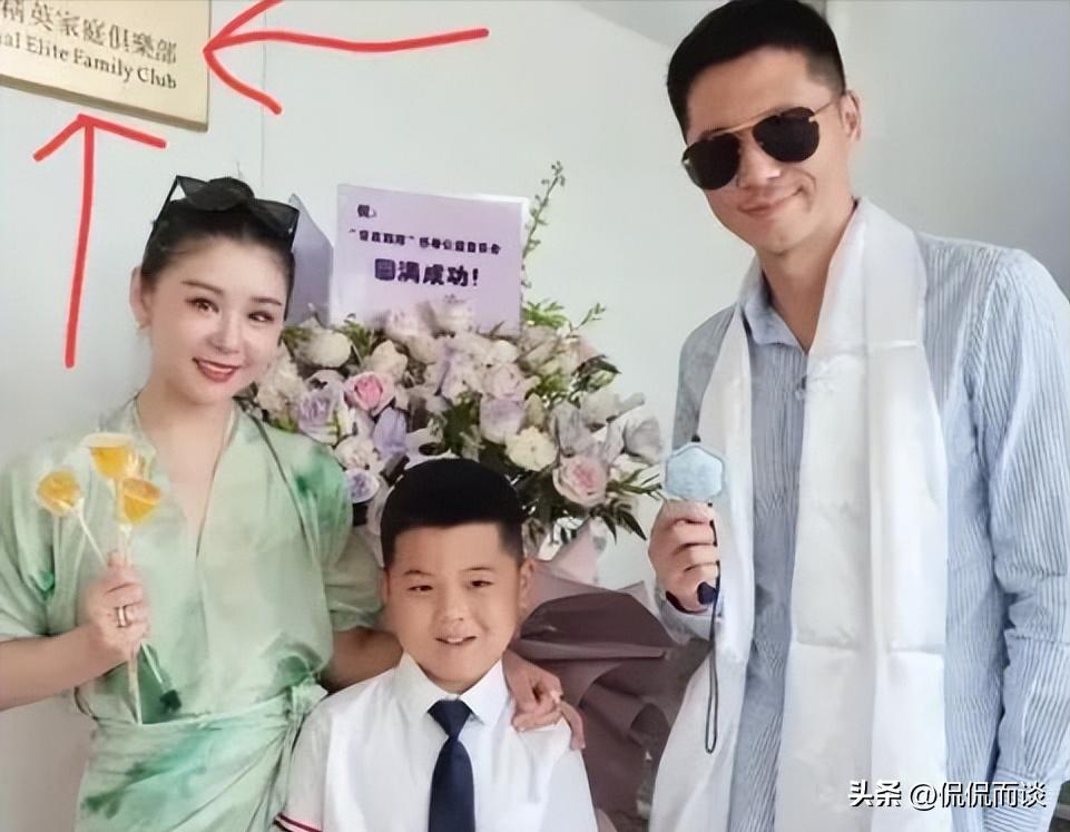 甜美钢琴家_钢琴家美剧_甜馨钢琴老师