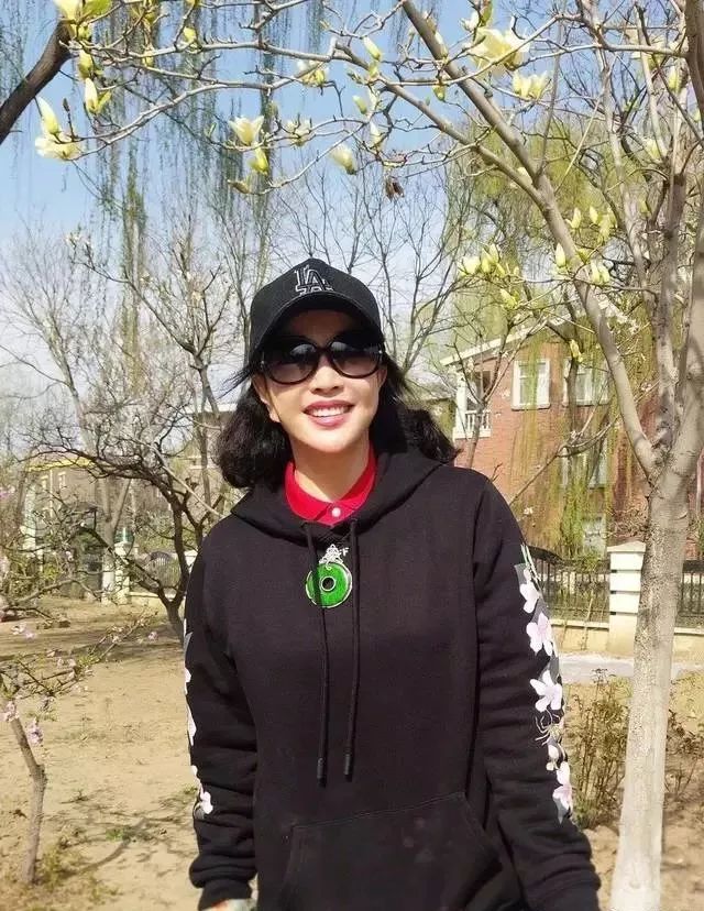 刘晓庆性感高跟_性感高跟刘晓庆跳舞视频_刘晓庆高跟鞋
