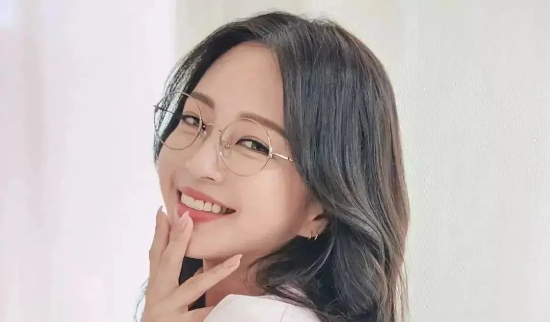 暗恋成熟男人女人的表现_成熟男人暗恋一个女人_暗恋女人的男人