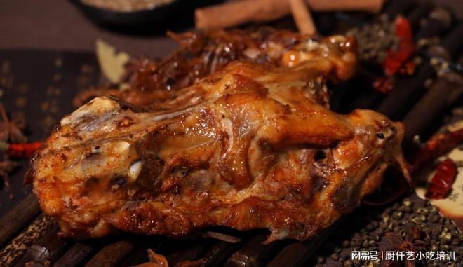 美味食客煎饼果子_果子煎饼视频_果子煎饼的做法