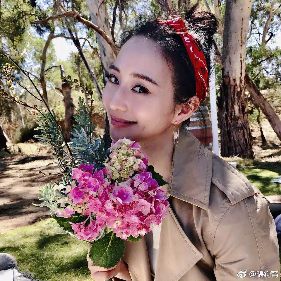 金毛修剪造型视频教程_金毛犬专业修剪视频_修剪金毛美容视频