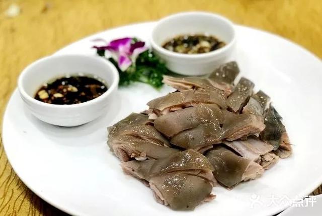 渣焖皮酥肉小孩能吃吗_小酥肉焖皮渣_酥肉炖皮渣的做法大全