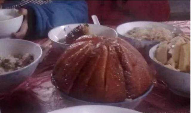 相比湘菜川菜，江西菜为什么难以火起来？