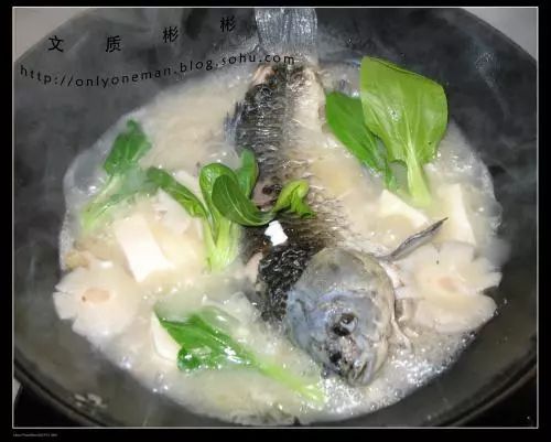 海鲜坐月子可以吃吗_产妇做月子可以吃海鲜吗_做月子可以吃什么海鲜