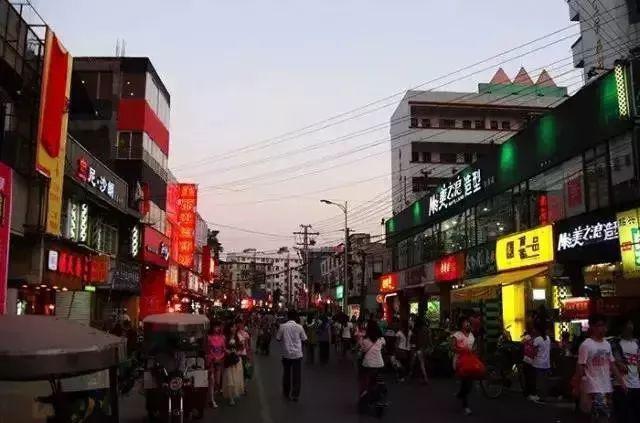 南宁特色宵夜餐厅_南宁宵夜特色_南宁特色宵夜推荐