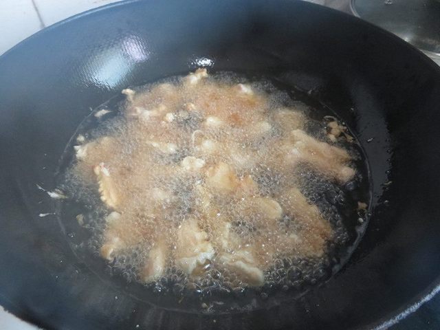 怎样做干炸里脊好吃_干炸里脊做法大全家常做法_干炸里脊的做法窍门