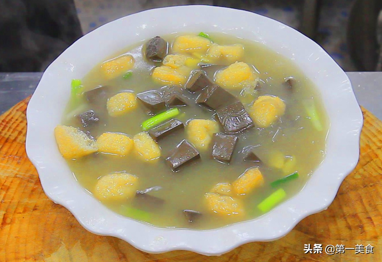 鸭血汤的烧法_鸭血汤的做法窍门_家常鸭血汤的做法大全东方美食