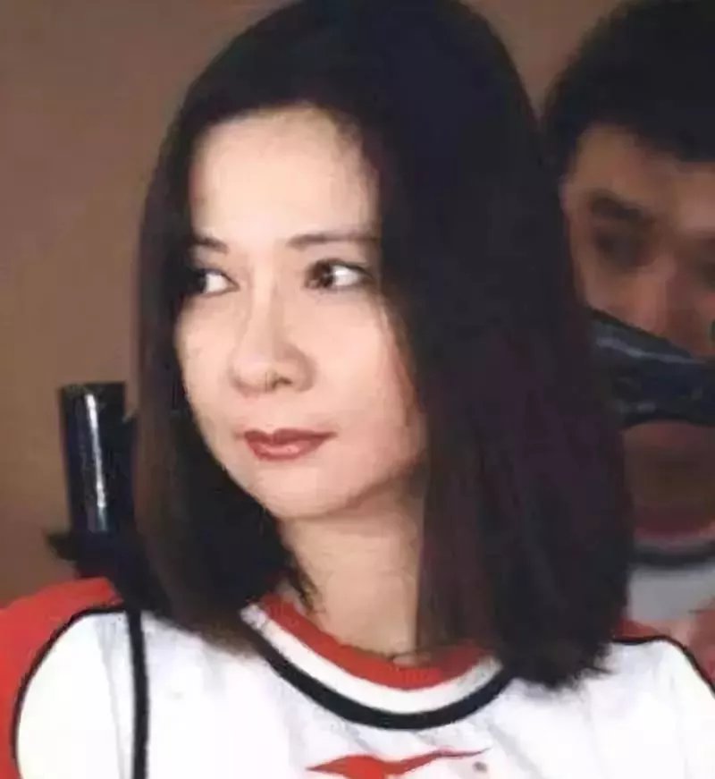 性感女生图片可爱萌萌头像_性感女生照片头像大全背景图_小女孩图片 性感