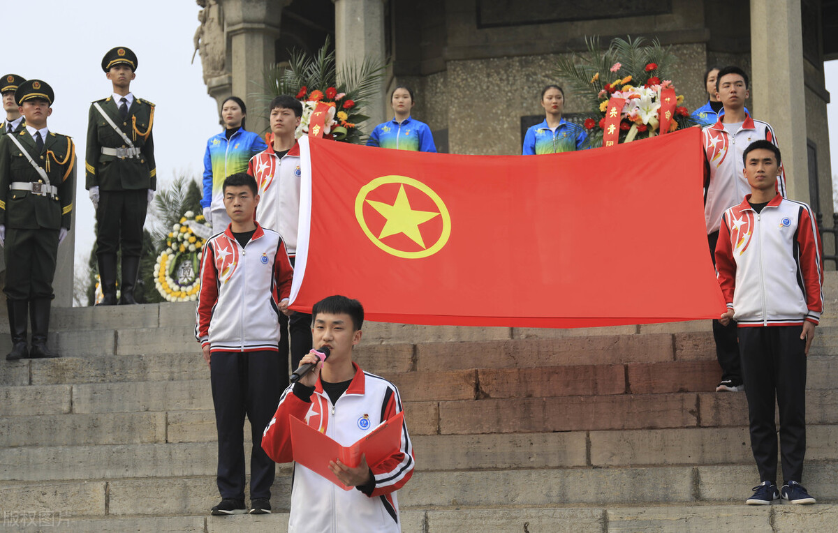 圣贤教育扎根网_扎根教育事业_扎根学堂是什么意思