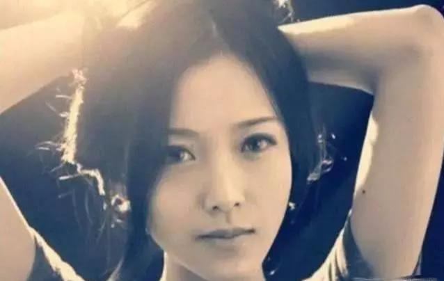王思聪女票有哪些网红雪梨_思聪女友雪梨分手原因_王思聪女友雪梨性感