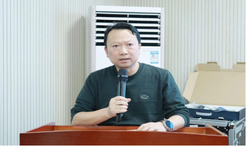 商学院发展与内容_商学院国家政策可行性_教育政策对商学院的发展