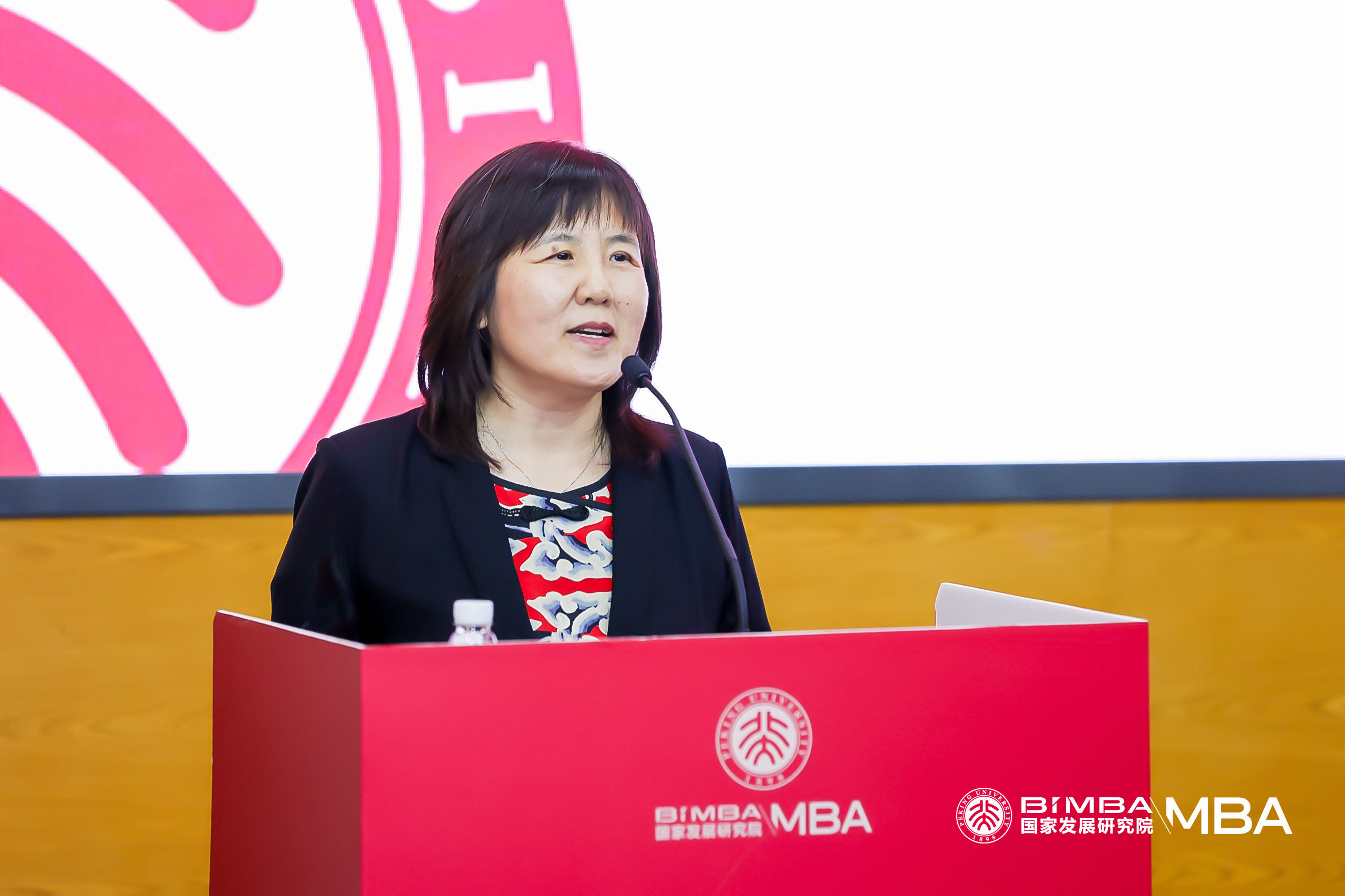 教育政策对商学院的发展_商学院国家政策可行性_商学院发展与内容