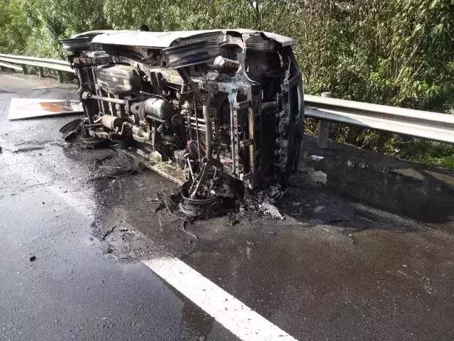 隔热发动机面包车可以用吗_面包车隔热改装视频_面包车发动机隔热