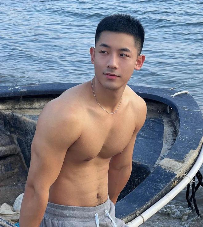 男士露额头长发_男士露额发型_男士发型露额头