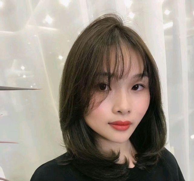 女生甜美短发发型_甜美短发女生发型图_甜美短发女生发型图片大全