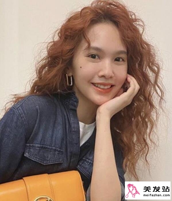 女生甜美短发发型_甜美短发女生发型图_甜美短发女生发型图片大全
