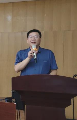 优秀学生表彰大会主题名称大全_优胜教育学生表彰会主题_优秀学生表彰大会会议方案