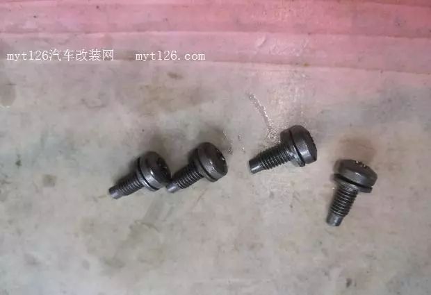 标致307发动机噪音_307发动机声音变大_标致307发动机声音大
