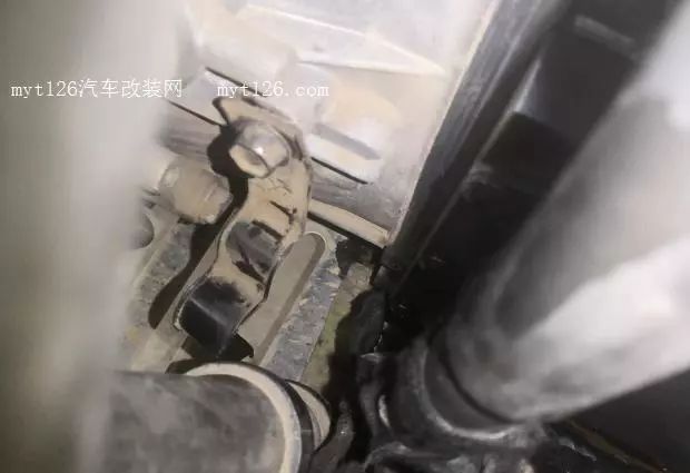 标致307发动机声音大_标致307发动机噪音_307发动机声音变大