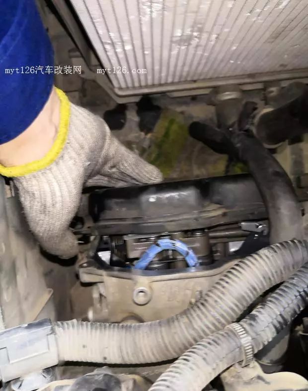 标致307发动机噪音_307发动机声音变大_标致307发动机声音大