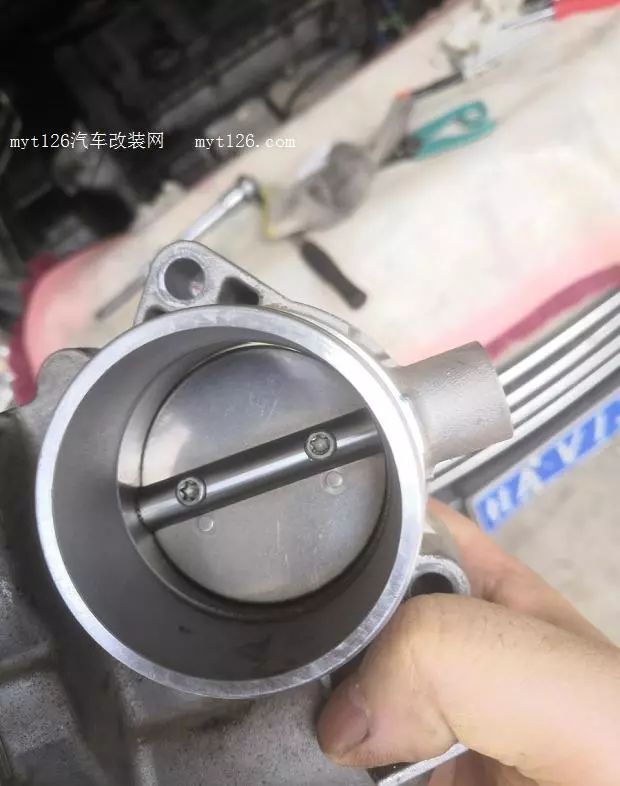 标致307发动机声音大_307发动机声音变大_标致307发动机噪音