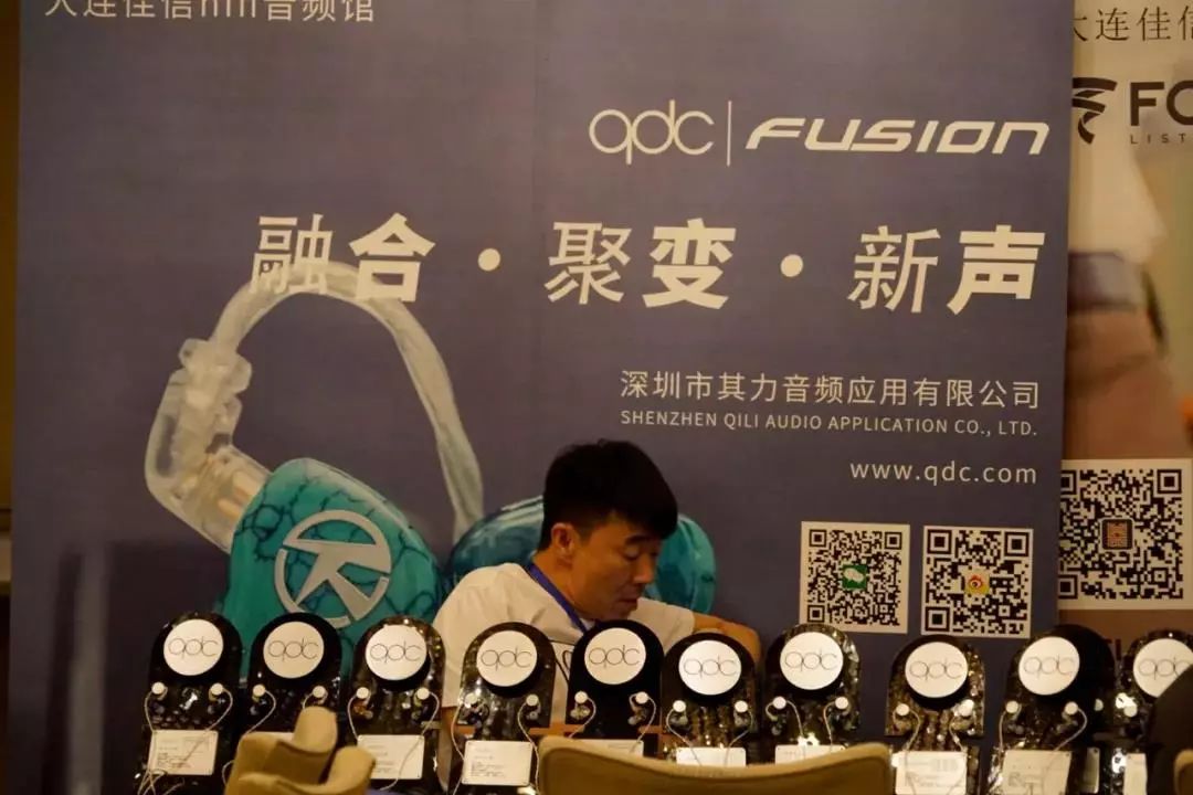 成都数码广场 8 楼 9 楼挺便宜的_成都数码广场商家分布_成都数码广场贴吧
