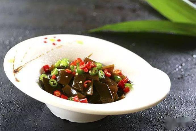 蒜子黄鱼_蒜烧小黄鱼是哪个地方的菜系_蒜烧黄鱼的做法