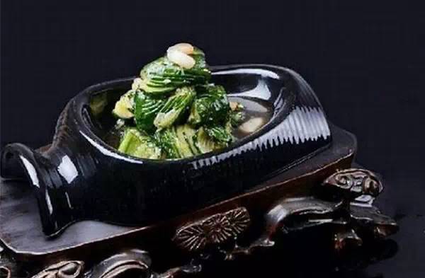 蒜子黄鱼_蒜烧黄鱼的做法_蒜烧小黄鱼是哪个地方的菜系