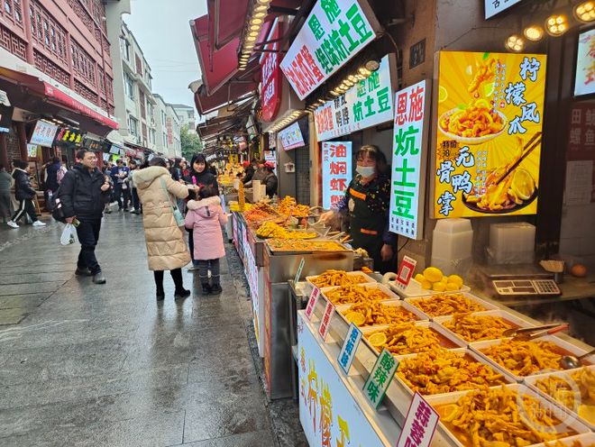 户部巷什么好吃_户部巷小吃美食排名_户部巷的小吃