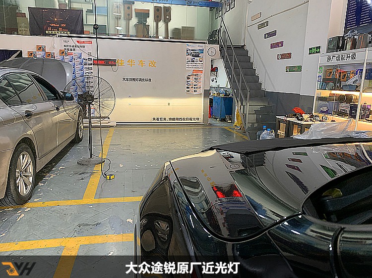 大灯改装透镜交警抓吗_汽车大灯改装透镜价格_自己动手改装大灯透镜