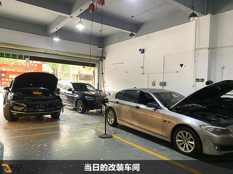 大灯改装透镜交警抓吗_汽车大灯改装透镜价格_自己动手改装大灯透镜