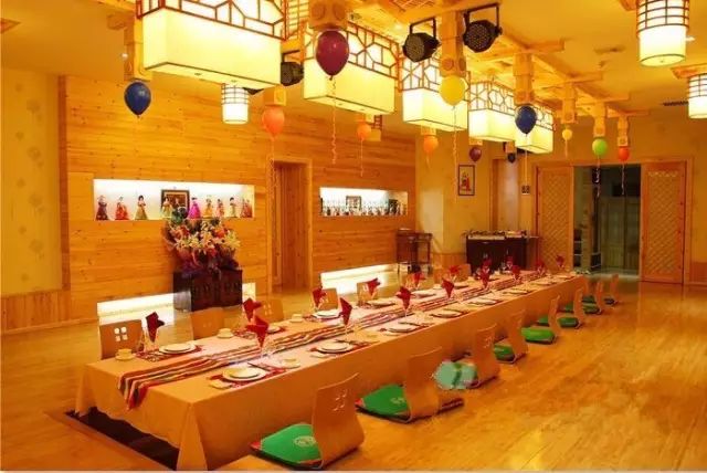 西安海鲜自助餐198一位_西安最贵的海鲜自助餐_自助海鲜餐西安贵不贵
