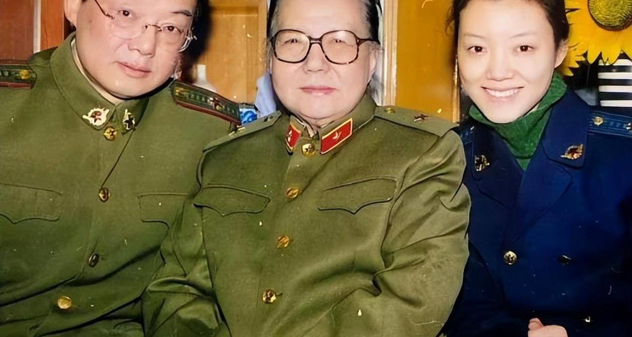晓彤改车_晓彤老公名字_车晓彤离婚后再婚了吗