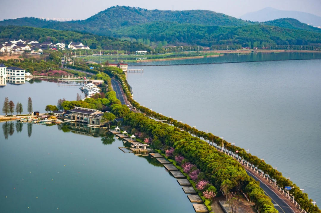 多功能流动烧烤车加盟_流动式烧烤车_流动烧烤车真的挣钱吗