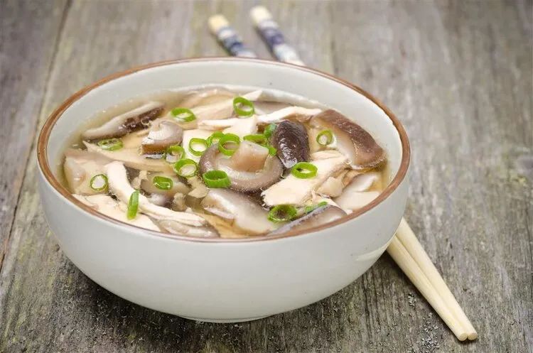 孕妇不能吃鸡精和味精吗_孕妇能吃味精和鸡精_孕妇味精鸡精可吃吗