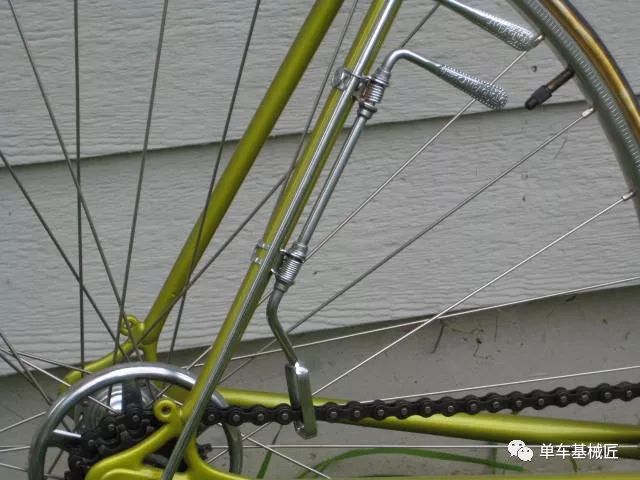 自行车飞轮原理是什么_自行车飞轮原理视频_自行车飞轮的原理