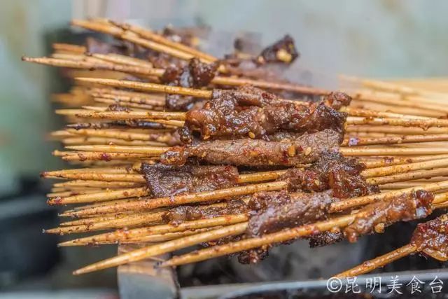 昆明哪里有烧烤批发的地方_昆明赶集网摆烧烤_昆明烧烤摊