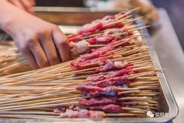 昆明烧烤摊_昆明哪里有烧烤批发的地方_昆明赶集网摆烧烤
